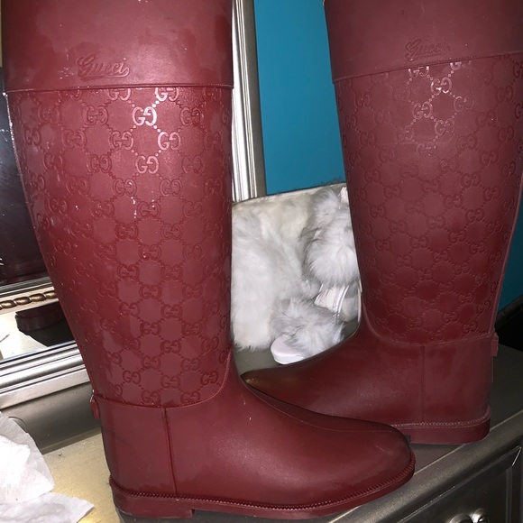 Gucci Rainboots size 9. - Picture 2 of 3